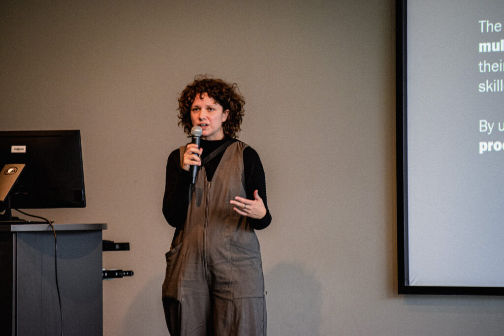 Eva Cvijanovic : “Collaborative Design in Independent Animation” (étudiante à la maîtrise, laboratoire Praxis)