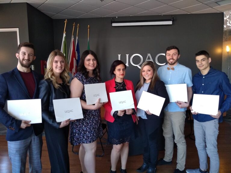 Sept étudiants honorés lors de la 9e édition de la remise des prix aux stagiaires en enseignement