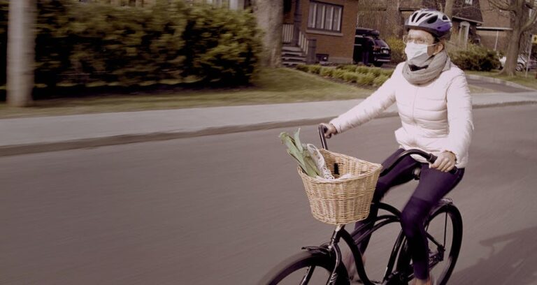 La professeure Myriam Ertz cosigne un article sur les changements comportementaux liés à la crise de la COVID-19