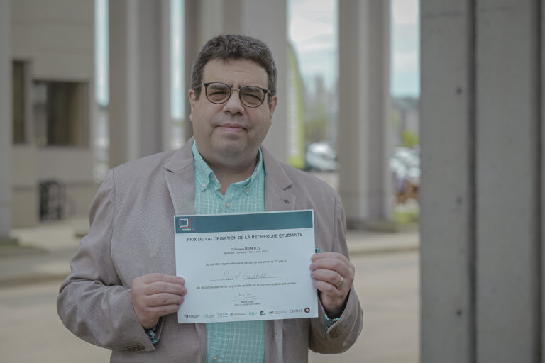 Un étudiant-chercheur s’illustre au colloque RUNED 2022