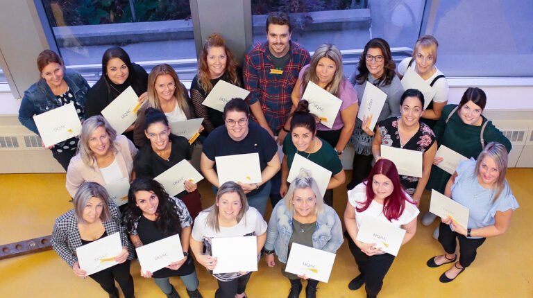 Enseignants associés formateurs de stagiaires : le DSE remet 37 nouvelles attestations