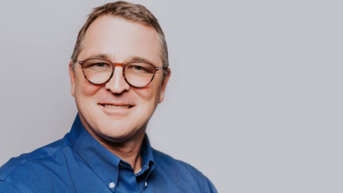 Martin Hudon registraire