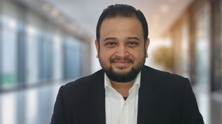 A S M Fahad Hossain, étudiant au doctorat en ingénierie, soutient sa thèse