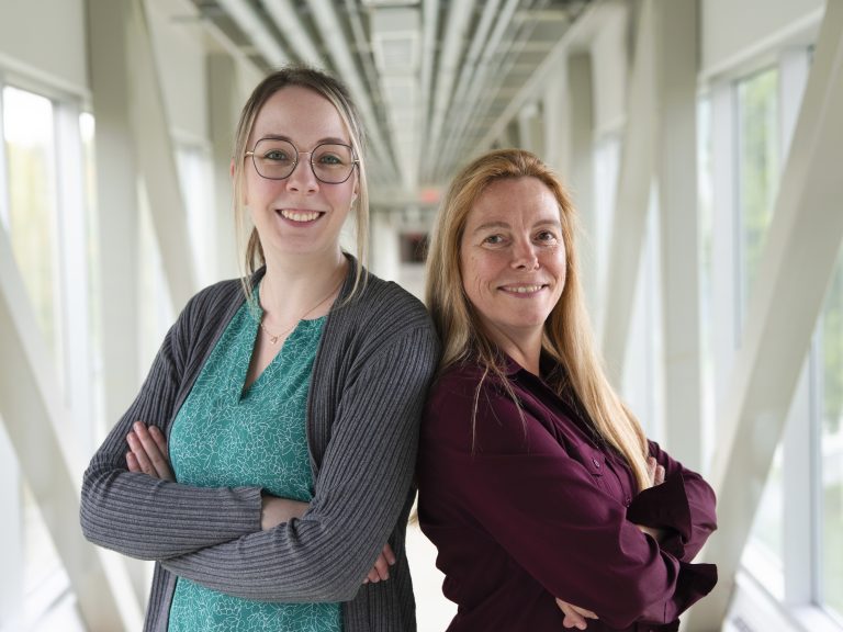 Une application mobile pour accompagner la relève enseignante dans la réussite du TECFÉE, le projet pédagogique d’Audrey Pépin