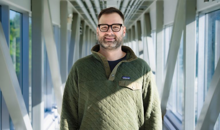 Expérimenter la « méthode zine » pour bonifier l’apprentissage à la maîtrise en art, le projet pédagogique de Dave Hawey