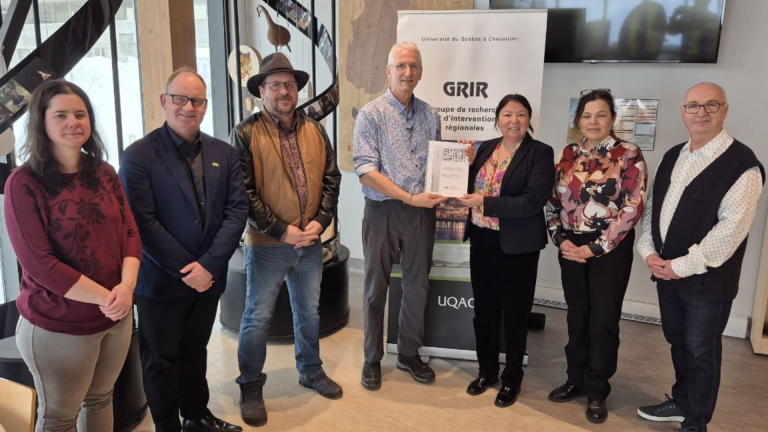 Le GRIR publie une revue documentaire sur la sagesse des femmes autochtones