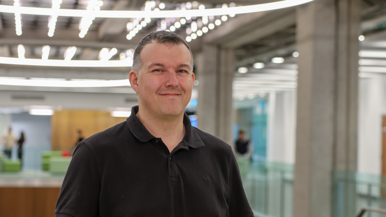 Le professeur Jean-Denis Brassard est finaliste aux Prix Honoris Genius de l’OIQ